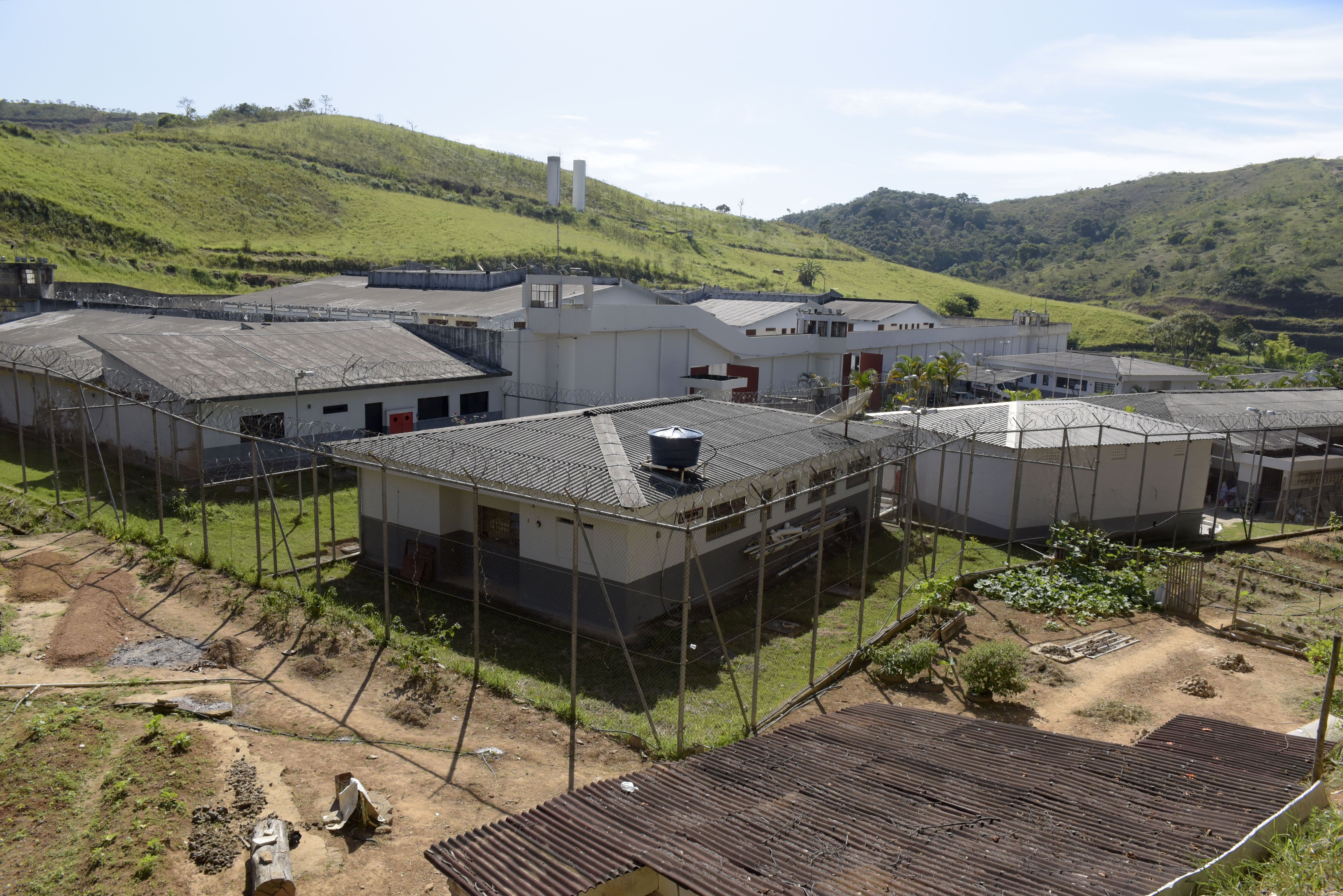 Detento é flagrado com drogas ao retornar de saída temporária em Juiz de Fora