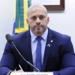 Moraes nega ida de Daniel Silveira para o regime semiaberto e mantém deputado cassado na prisão