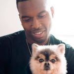 Ex-Liverpool pode ser preso por não pagar recompensa de cão perdido