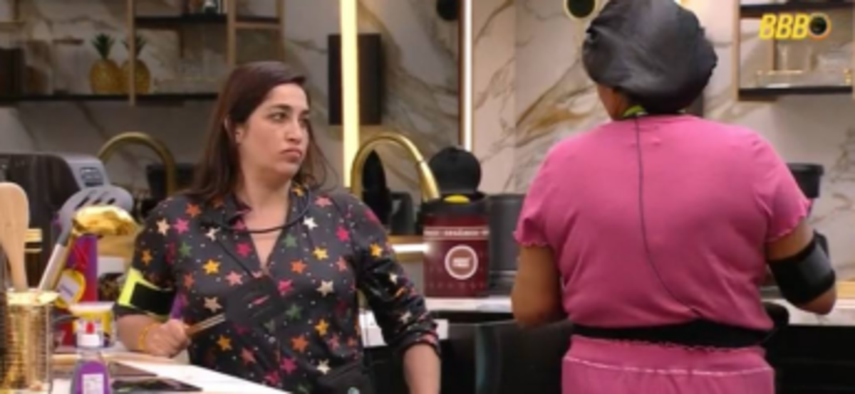 Daniele Hypolito acorda cedo e comanda cozinha do BBB 25