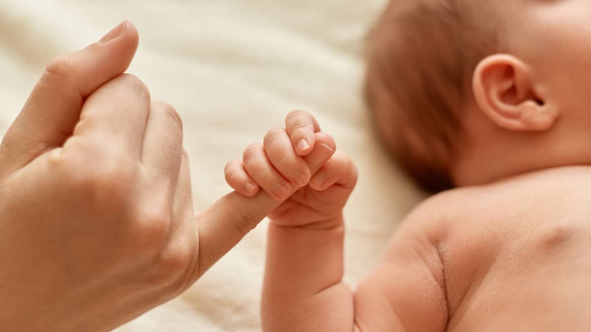 Mãe batiza filha com nome nunca antes registrado no Brasil