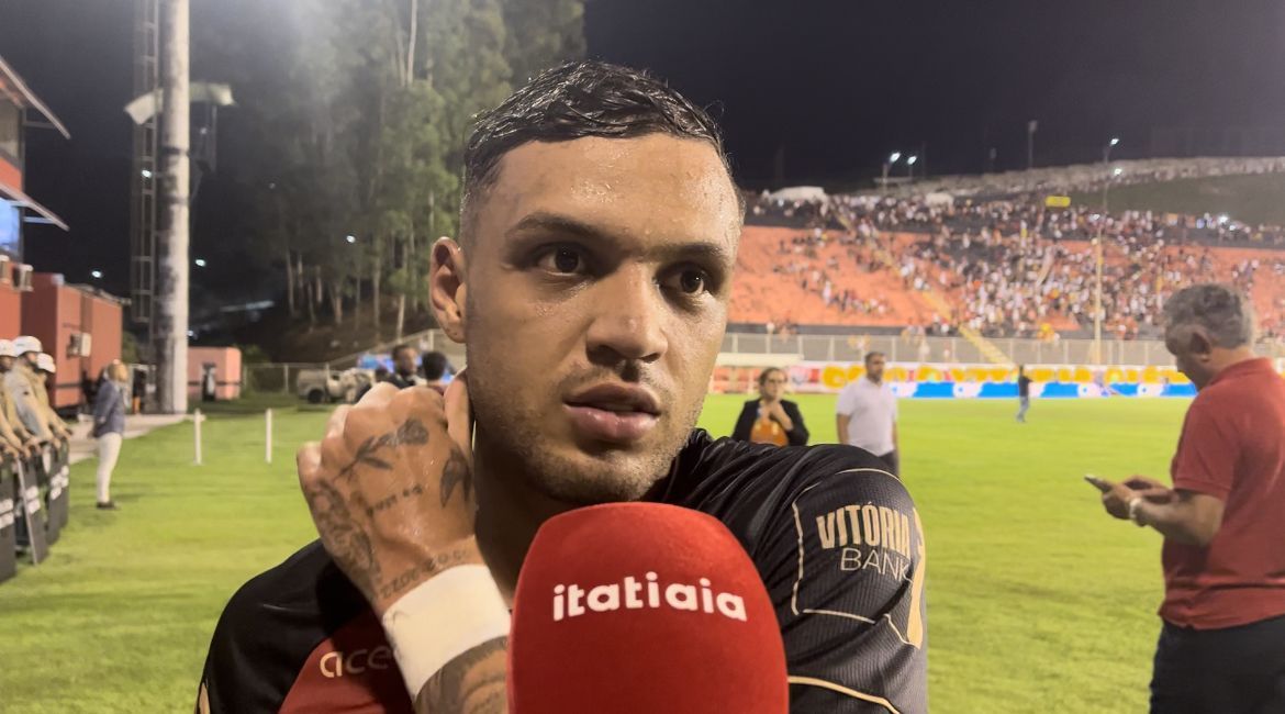 Daniel Jr dedica golaço pelo Vitória a empresário e revela 'tristeza' no futebol russo