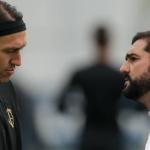 Palmeiras quer aprofundar pressão no Corinthians, que joga o dérbi sem técnico