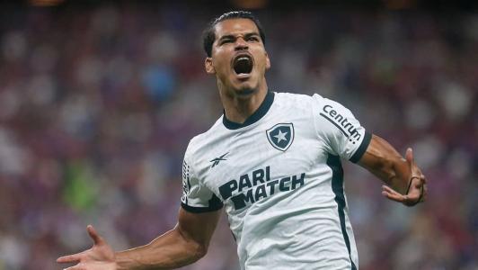 Danilo Barbosa esteve no Botafogo durante quatro temporadas