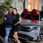 Padrasto de Deolane Bezerra se manifesta após liberação da advogada; Solange, esposa dele, segue presa