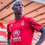 Nottingham Forest oficializa contratação de Danilo