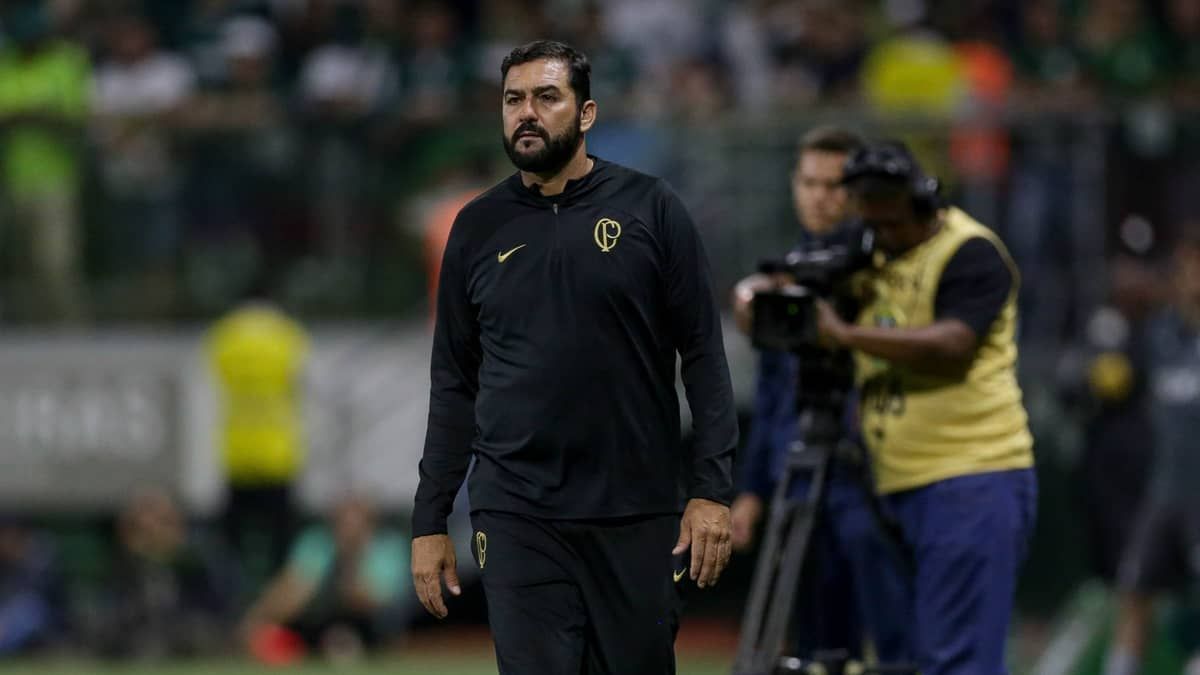 Corinthians terá quatro técnicos diferentes em cinco jogos