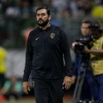 Corinthians não descarta ter treinador interino na Libertadores