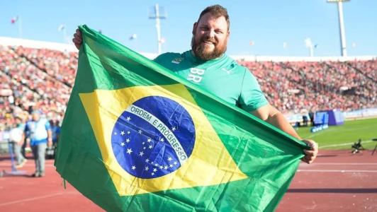 Darlan Romani vibrou muito com o bicampeonato no Pan