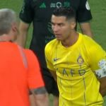 Cristiano Ronaldo parte para cima de Daronco em jogo da Liga Saudita; assista