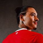 Astro do Liverpool herda número de Firmino e vai reembolsar torcedores; entenda