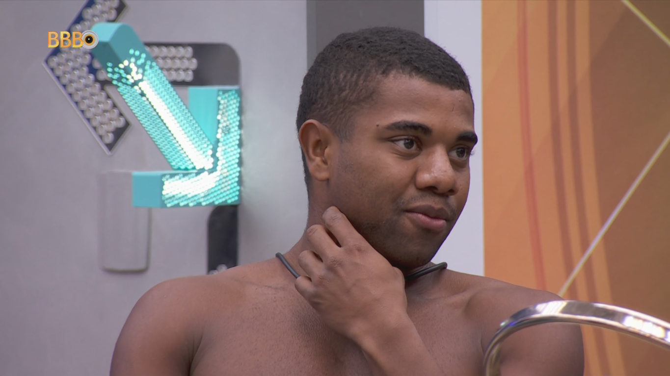 Davi, do BBB 24, detalha episódio de violência doméstica na família: 'Gritei por socorro'