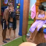 BBB 24: Wanessa dá beijo em Davi e web compara cantora a Judas