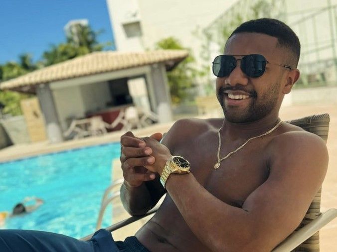 Em meio a polêmica, Davi, campeão do BBB 24, realiza procedimento estético; veja fotos
