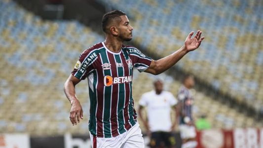 David Braz é desfalque do Fluminense contra o Internacional