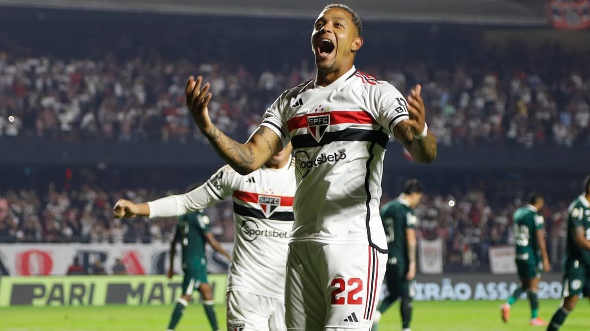 Herói do jogo, David comemora retorno de lesão com vitória do São Paulo