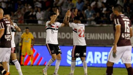 David comemora gol marcado na estreia com a camisa do São Paulo