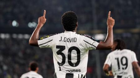 Jonathan David, da Juventus, comemora gol no Campeonato Italiano