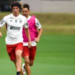 Sem laterais, Flamengo terá trio de zagueiros contra o Athletico