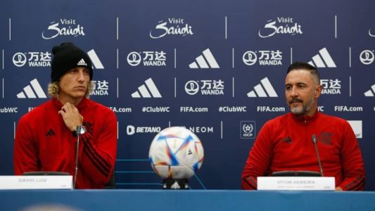 David Luiz e Vitor Pereira concederam entrevista coletiva antes da partida de estreia do Flamengo