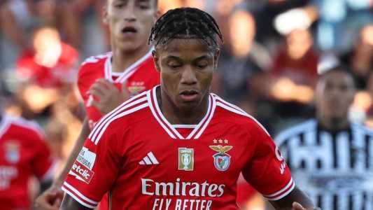 David Neres fez um gol e deu uma assistência na vitória do Benfica por 3 a 1 sobre o Portimonense