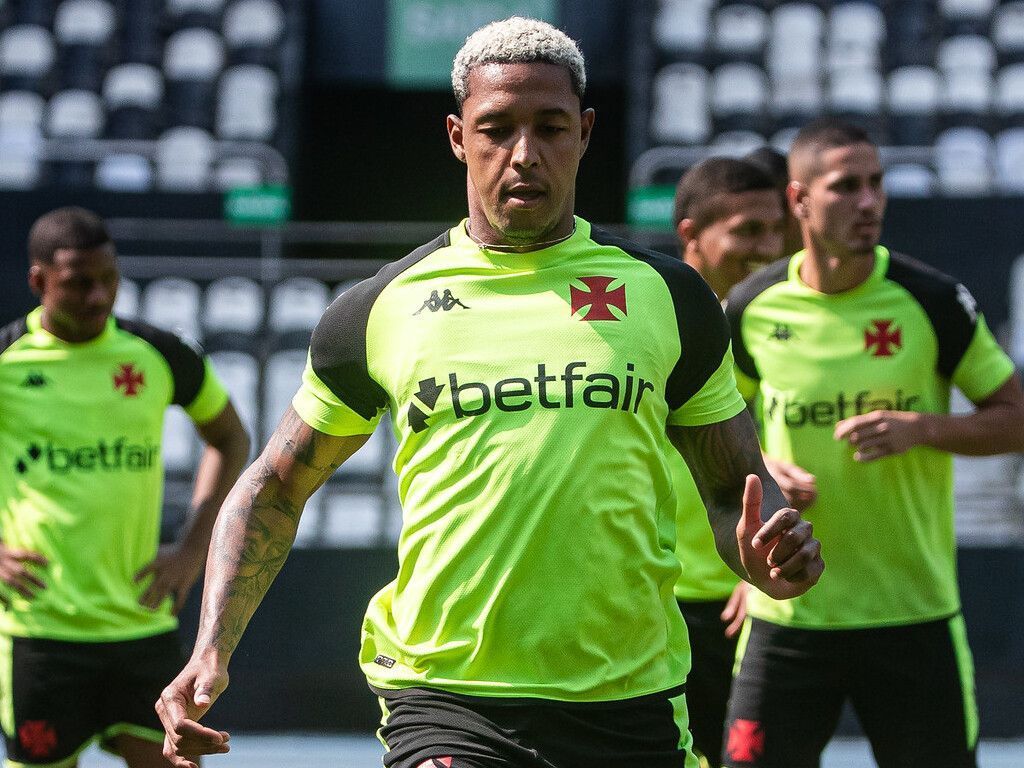 Retorno ao Vasco? Saiba quando Fábio Carille pode contar com atacante David