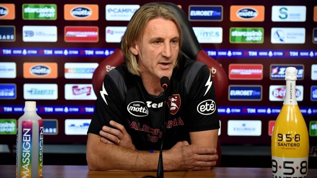 Campeonato Italiano: dois dias após ser demitido, treinador é recontratado pelo mesmo time
