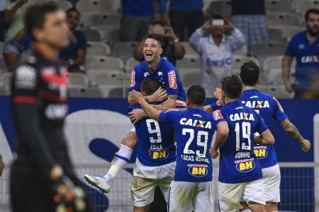 Atacante atuou pelo Cruzeiro entre 2016 e 2017