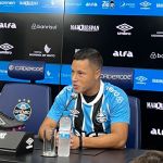 Apresentado no Grêmio, Marlon relembra má fase no Cruzeiro: 'Pressão'