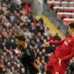Arsenal sai na frente e amplia, mas Liverpool busca empate, em Anfield