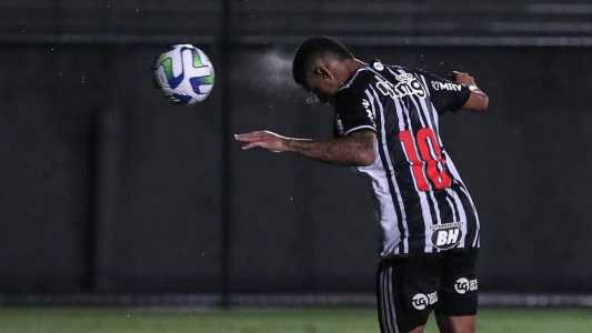 De cabeça, Yan garantiu a vitória atleticana sobre o Cuiabá