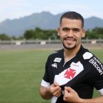 Patrick de Lucca será a grande novidade do Vasco na estreia no Carioca