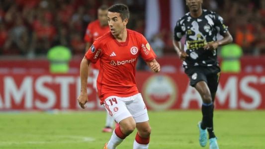 De Pena é titular contra Nacional