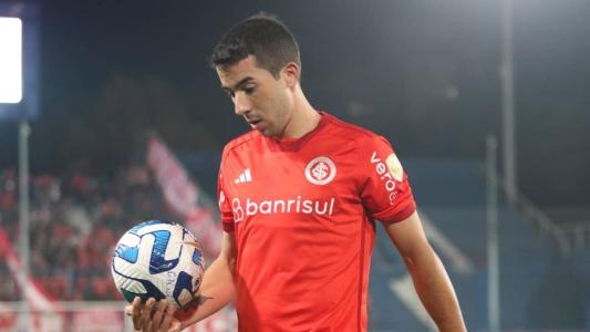 De Pena passa a ser dúvida para enfrentar o Vasco neste domingo (11)