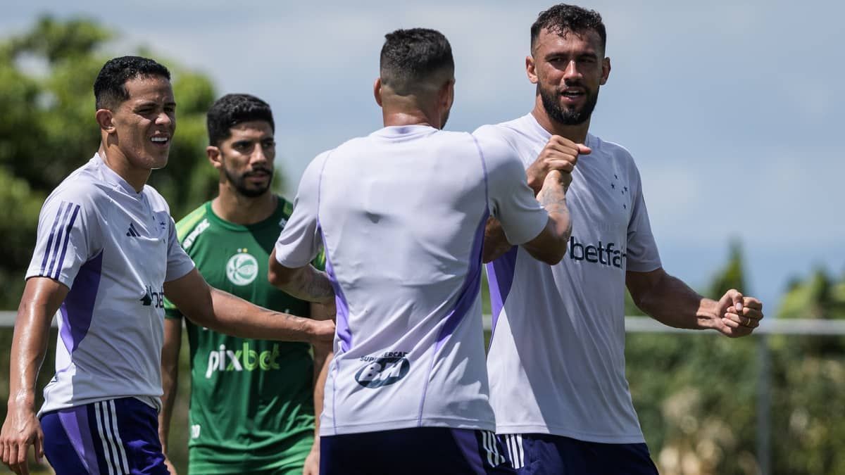 Cruzeiro vence Juventude em jogo-treino na Toca da Raposa II