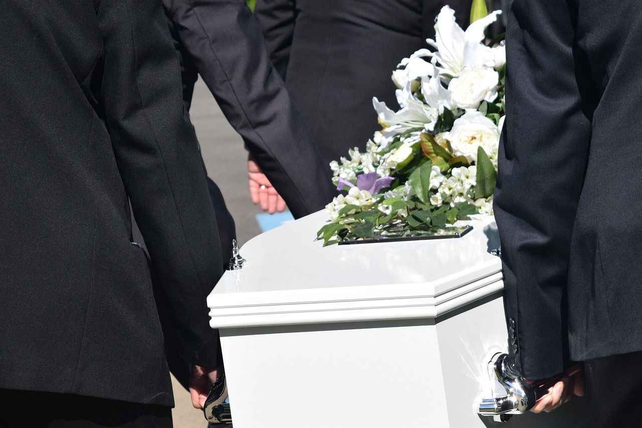 Idosa é considerada morta, mas acorda em funerária nos Estados Unidos