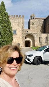 Debora Bloch, a eterna Odete Roitman, está curtindo férias em Portugal