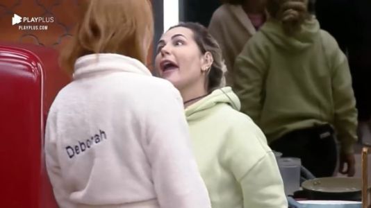 Deborah e Deolane se envolveram em uma briga intensa nesta madrugada