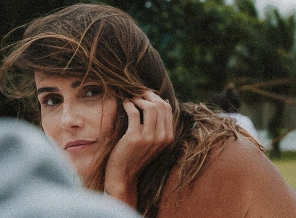 Após separação, Deborah Secco faz publicação ousada