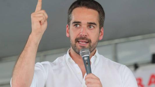 Decisão contra Eduardo Leite no PSDB explicita novo racha no partido, que pode perder Raquel Lyra.
