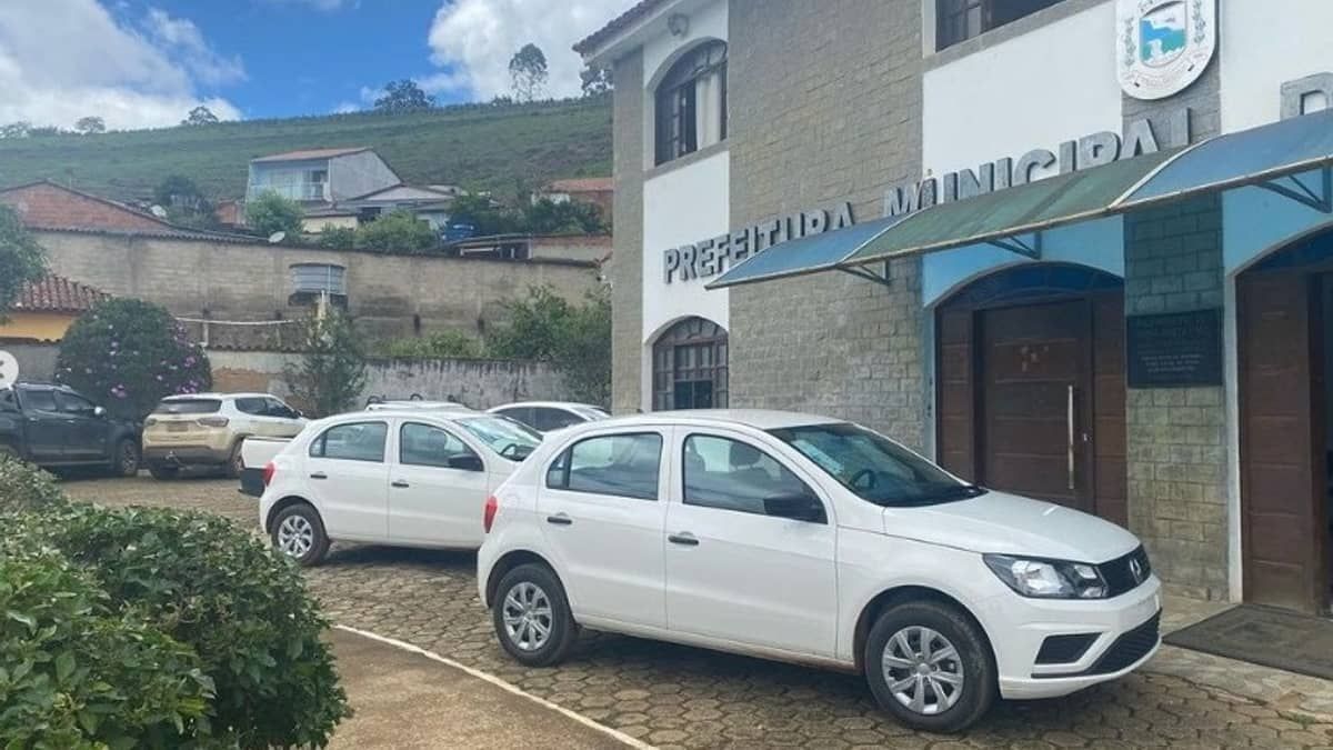 Justiça afasta prefeito mineiro acusado de estuprar servidora dentro de carro do Executivo