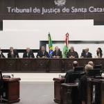 Justiça nega prisão de professor que elogiou Hitler
