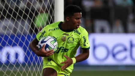 Decisivo em virada do Palmeiras, Endrick chama responsabilidade: 'Gosto assim'