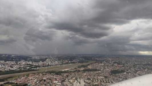 Pode chover entre 20 e 30 mm até segunda na capital