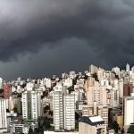 Belo Horizonte tem alerta de pancadas chuva com raios e rajadas de vento