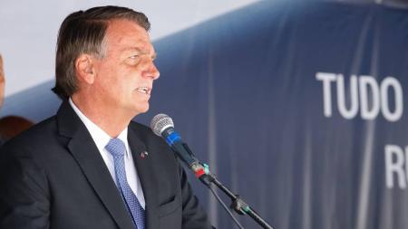 Defesa do ex-presidente Bolsonaro estimou valores de ações judiciais