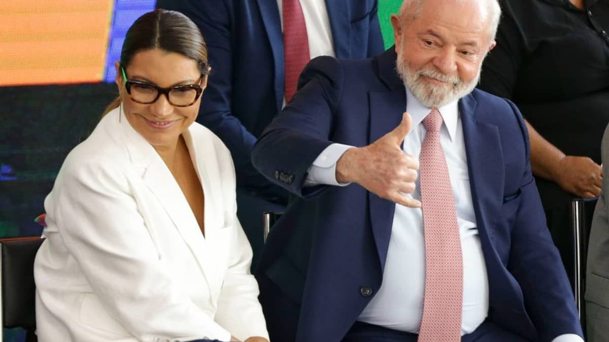 Lula embarca para a Bélgica para negociar cooperação com europeus