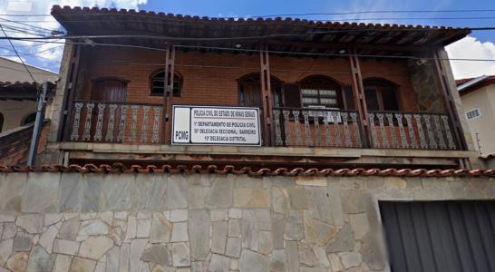 Servidora concursada é presa suspeita de furtar armas de delegacia no Barreiro, em BH