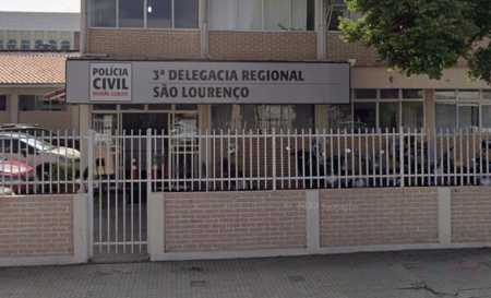 Foto mostra fachada da Delegacia Regional de São Lourenço, no Sul de Minas