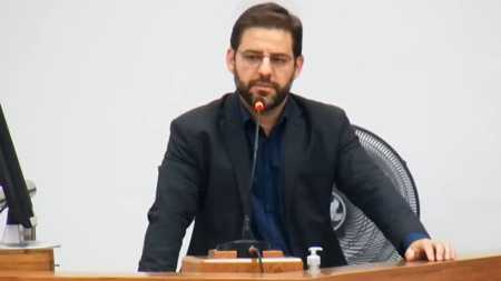 Delegado Henrique César Falleiros, afastado da chefia da Delegacia Regional de Curvelo após denúncias